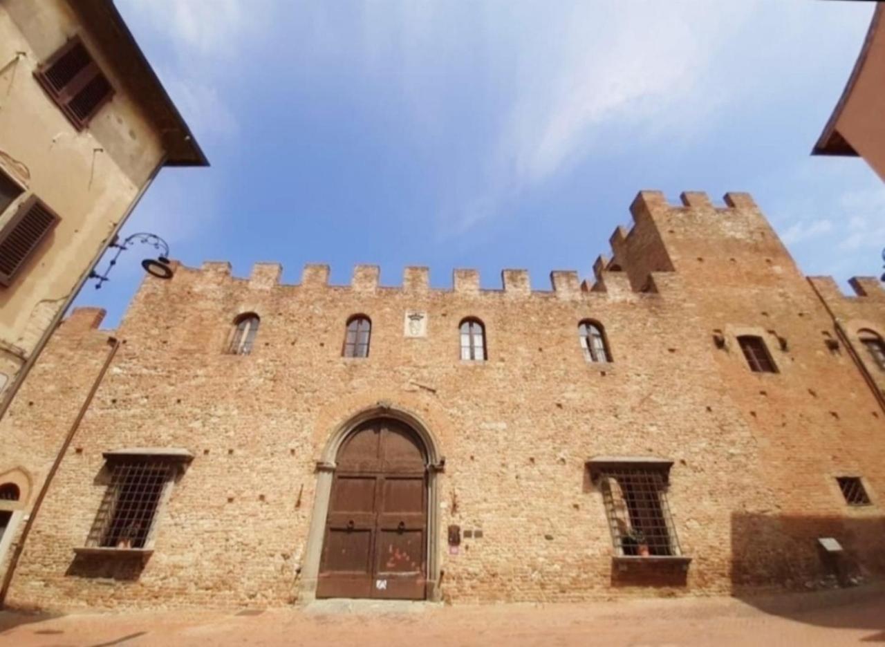 Palazzo Stiozzi Ridolfi Lägenhet Certaldo Exteriör bild